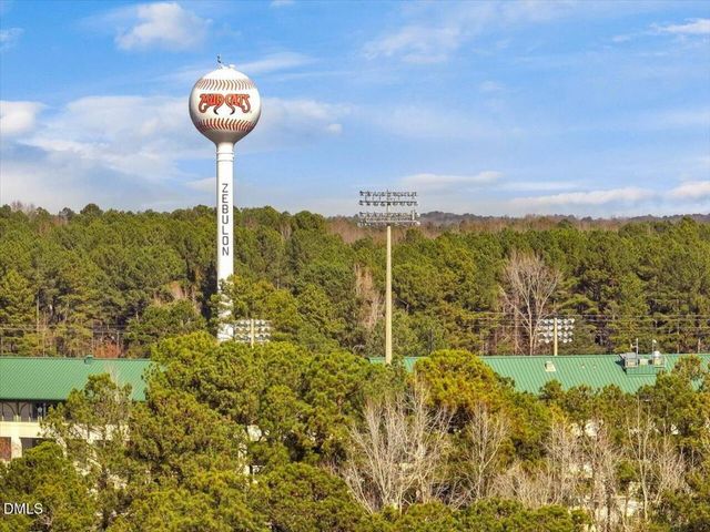 1016 Bolton Pointe Drive, Zebulon, NC 27597