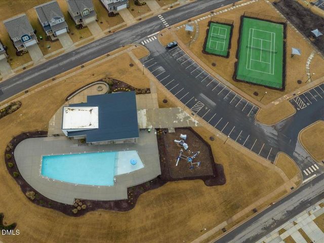 1016 Bolton Pointe Drive, Zebulon, NC 27597