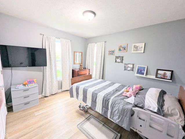 327 W Davis Street, Greensburg, IN 47240