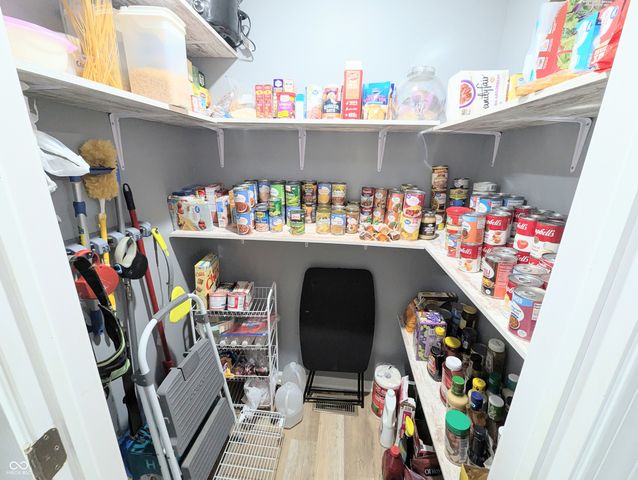 327 W Davis Street, Greensburg, IN 47240