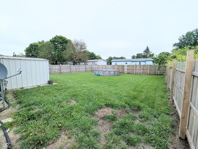 327 W Davis Street, Greensburg, IN 47240