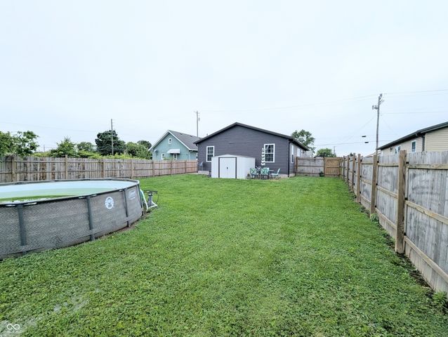 327 W Davis Street, Greensburg, IN 47240