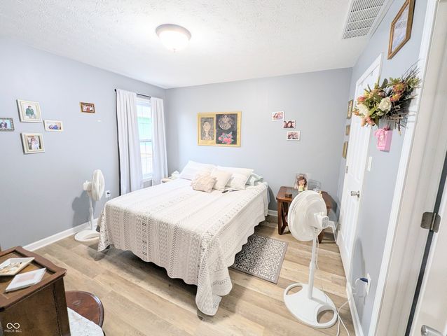 327 W Davis Street, Greensburg, IN 47240