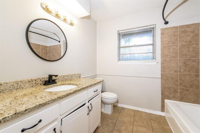 621 N Juniper Avenue, Midwest City, OK 73130