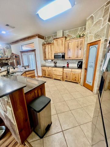 3219 Lakota Lane, San Angelo, TX 76901