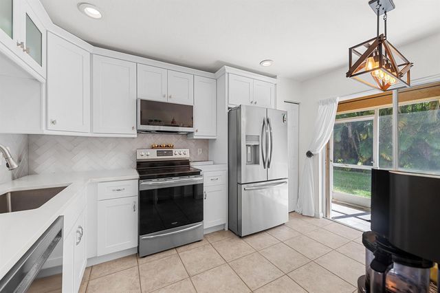 6148 Eaton Street, West Palm Beach, FL 33411