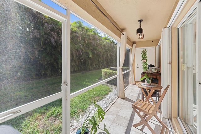6148 Eaton Street, West Palm Beach, FL 33411