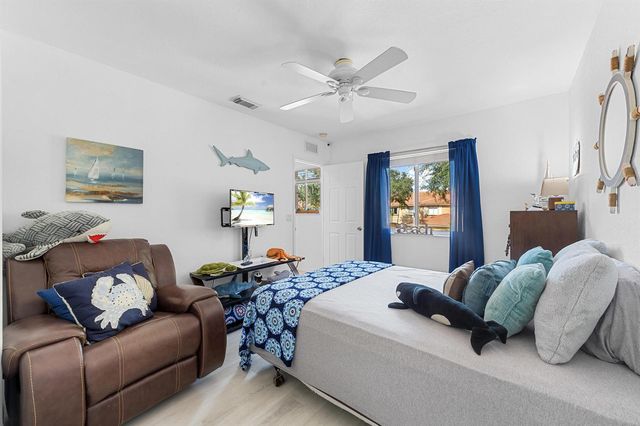 6148 Eaton Street, West Palm Beach, FL 33411