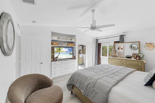 6148 Eaton Street, West Palm Beach, FL 33411