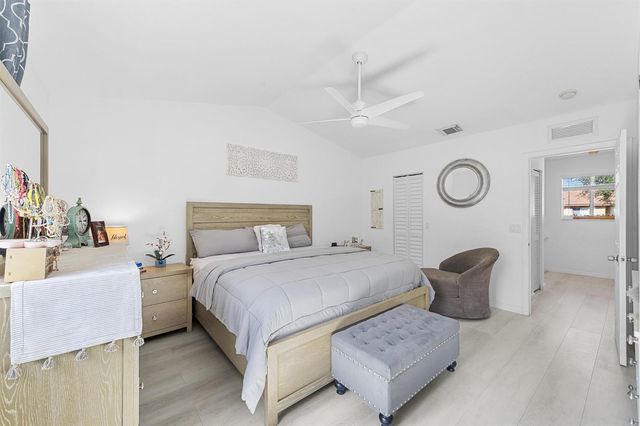 6148 Eaton Street, West Palm Beach, FL 33411