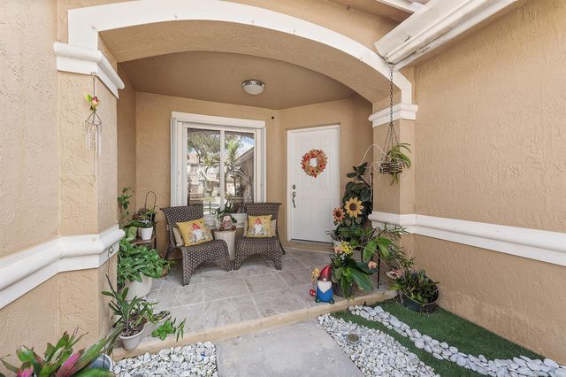 6148 Eaton Street, West Palm Beach, FL 33411