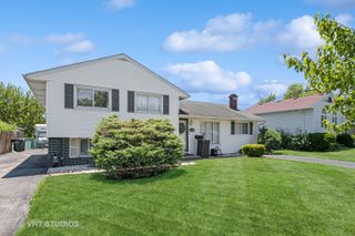 202 E Rose Street, Glenwood, IL 60425