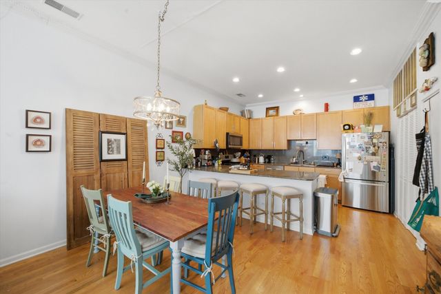 945 N Kingsbury Street 119, Chicago, IL 60610