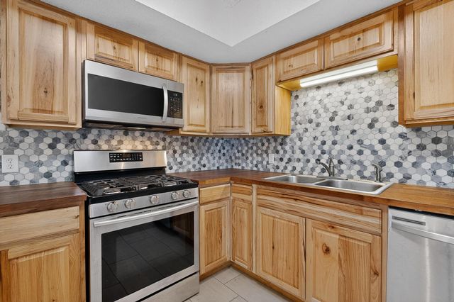 2511 General Marshall Street NE, Albuquerque, NM 87112