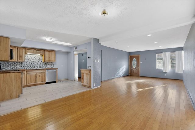 2511 General Marshall Street NE, Albuquerque, NM 87112