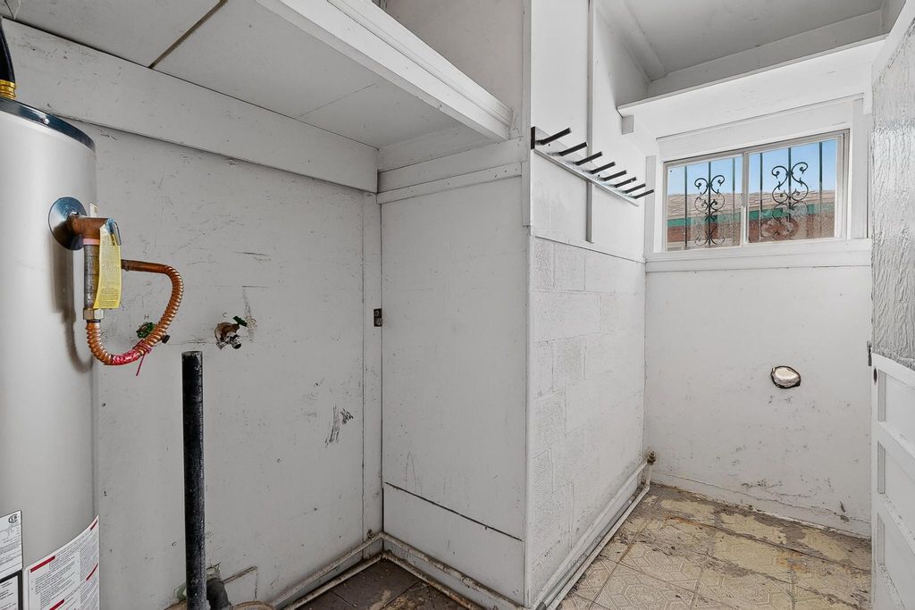 Image 15 of property listing at 2511 General Marshall Street NE, Albuquerque, NM 87112