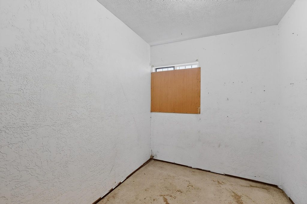 Image 19 of property listing at 2511 General Marshall Street NE, Albuquerque, NM 87112