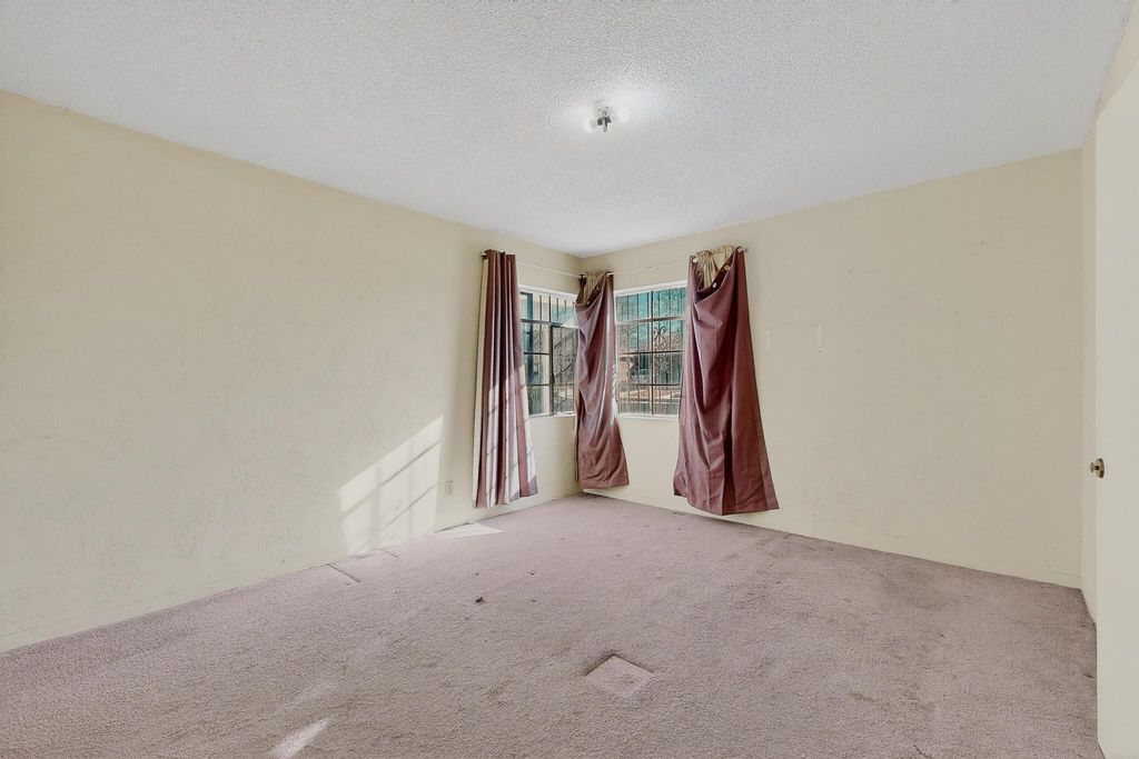 Image 28 of property listing at 2511 General Marshall Street NE, Albuquerque, NM 87112