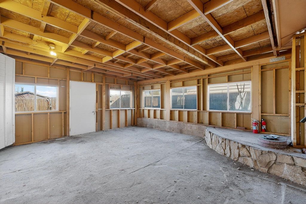 Image 31 of property listing at 2511 General Marshall Street NE, Albuquerque, NM 87112