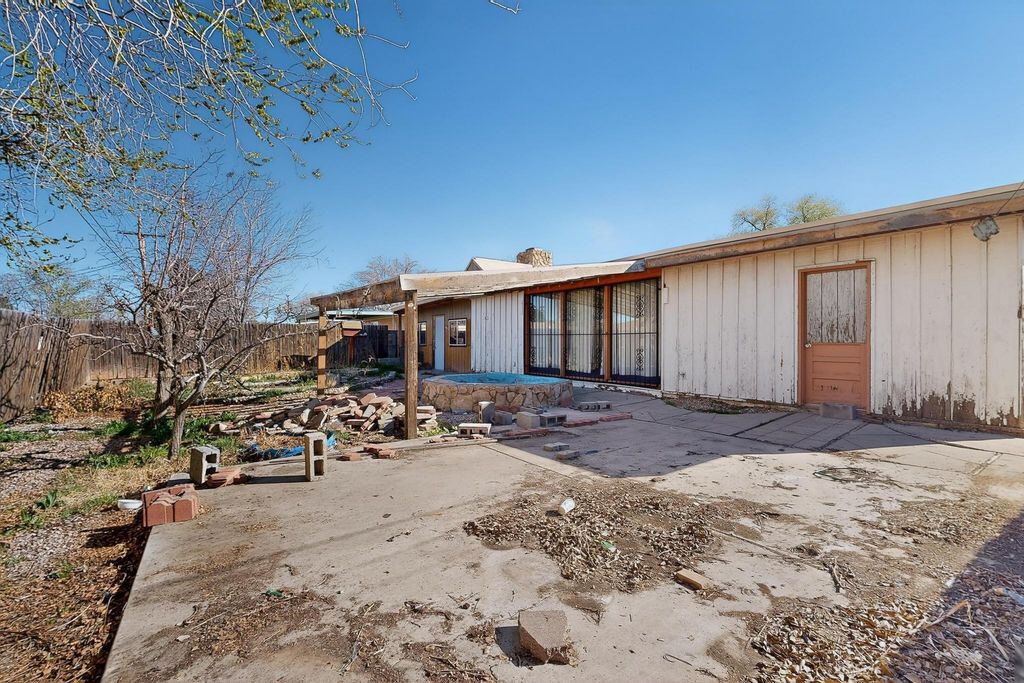 Image 36 of property listing at 2511 General Marshall Street NE, Albuquerque, NM 87112