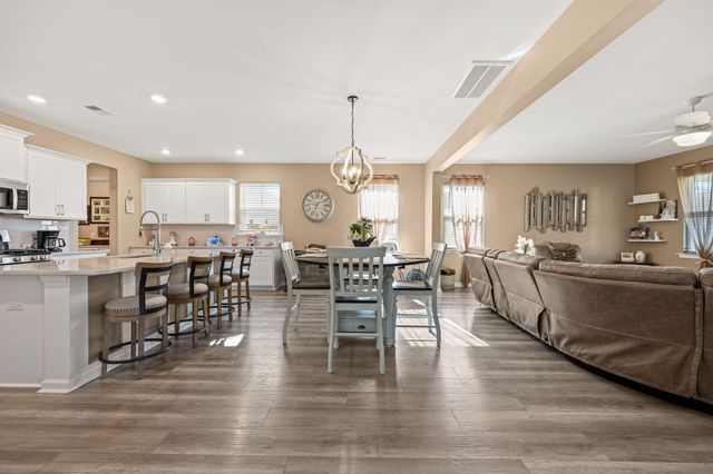 215 Squire Pope Road, Summerville, SC 29486