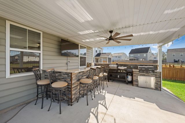 215 Squire Pope Road, Summerville, SC 29486