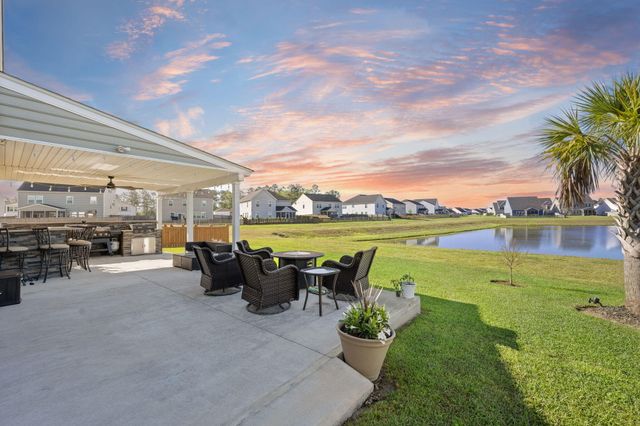 215 Squire Pope Road, Summerville, SC 29486