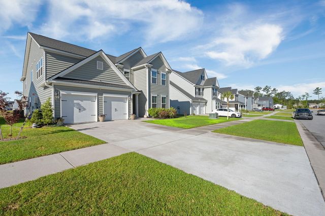 215 Squire Pope Road, Summerville, SC 29486