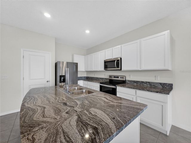 5214 DRAGONFLY DRIVE, Wildwood, FL 34785