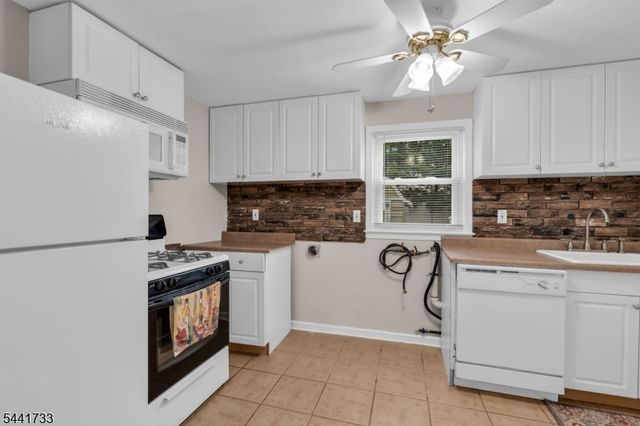 364 Franklin Ave, Kenilworth Boro, NJ 07033