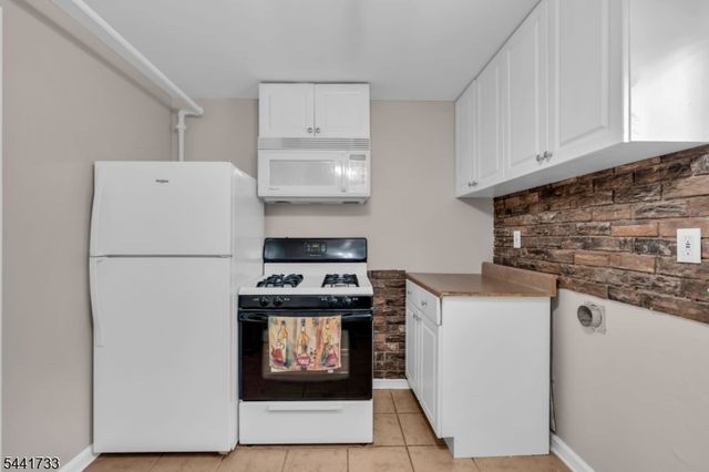 364 Franklin Ave, Kenilworth Boro, NJ 07033