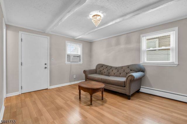 364 Franklin Ave, Kenilworth Boro, NJ 07033