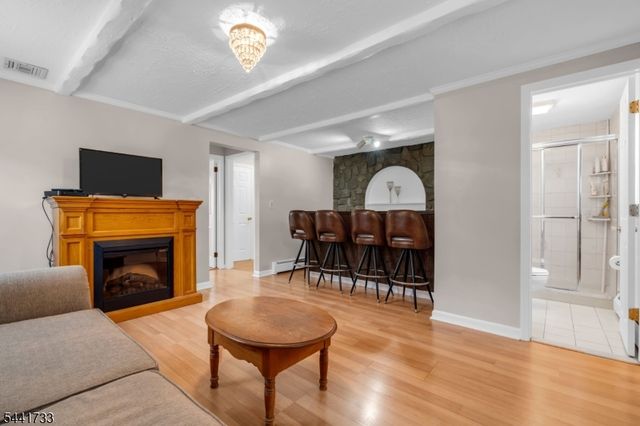 364 Franklin Ave, Kenilworth Boro, NJ 07033