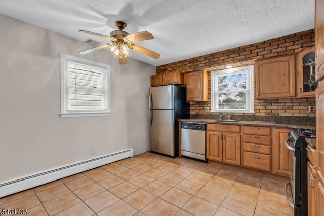 364 Franklin Ave, Kenilworth Boro, NJ 07033