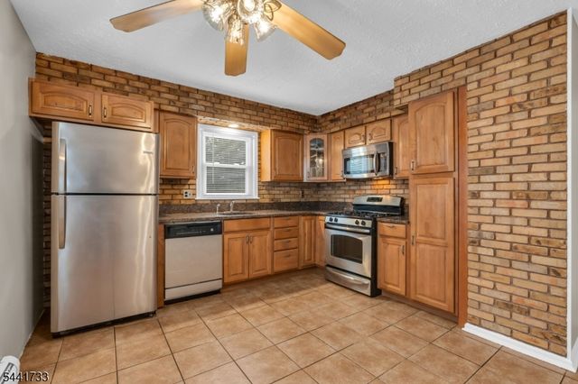 364 Franklin Ave, Kenilworth Boro, NJ 07033
