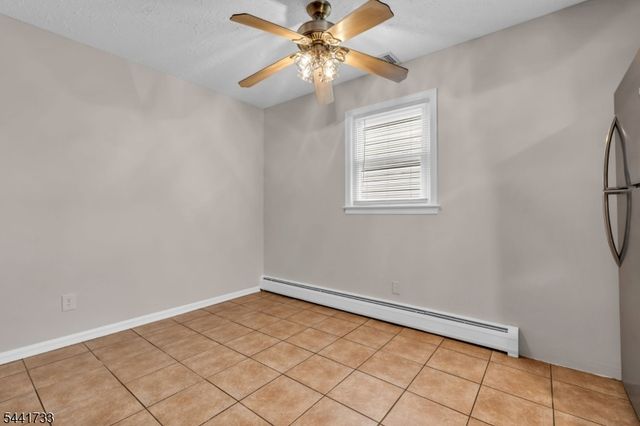 364 Franklin Ave, Kenilworth Boro, NJ 07033