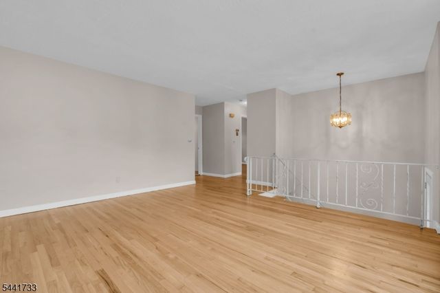 364 Franklin Ave, Kenilworth Boro, NJ 07033