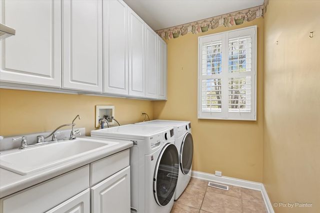 8120 Gage Lane, Cary, IL 60013