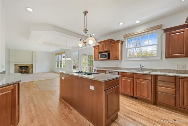 8120 Gage Lane, Cary, IL 60013