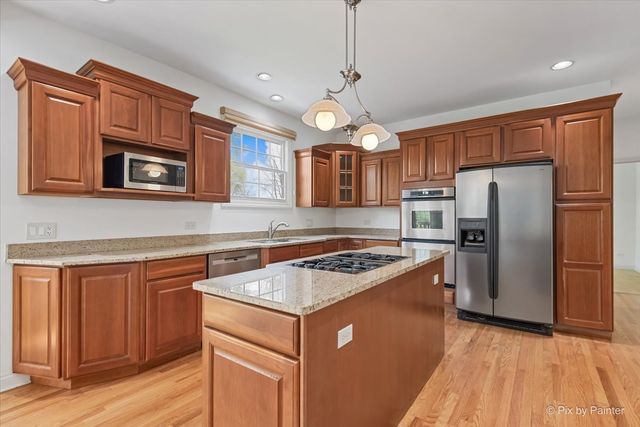 8120 Gage Lane, Cary, IL 60013