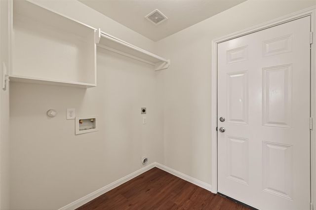 726 Horseshoe Springs Lane, Houston, TX 77090