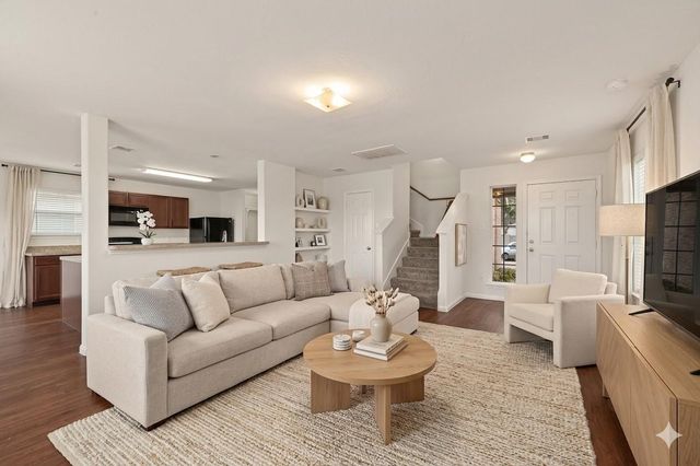 726 Horseshoe Springs Lane, Houston, TX 77090