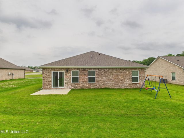 7303 Farm Ridge Drive, Horn Lake, MS 38637