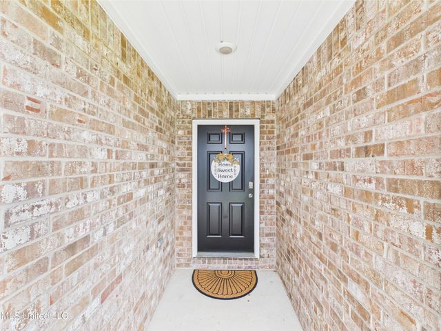 7303 Farm Ridge Drive, Horn Lake, MS 38637