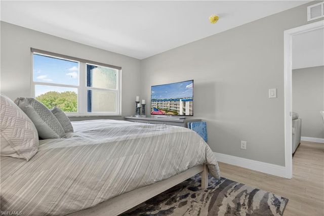 6220 Augusta DR 408, Fort Myers, FL 33907