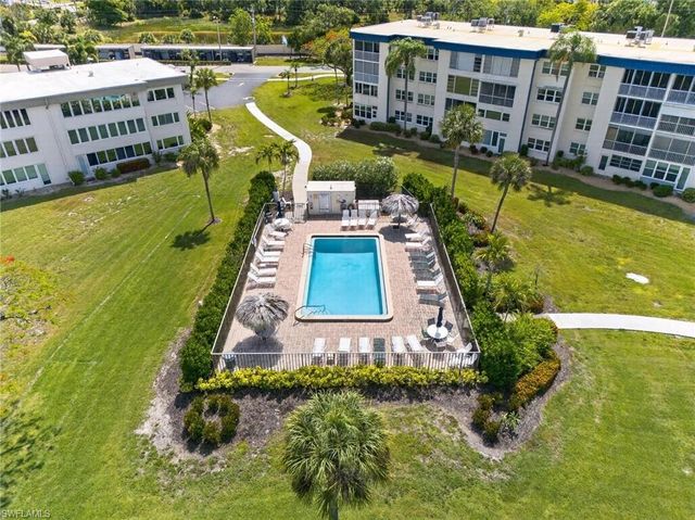6220 Augusta DR 408, Fort Myers, FL 33907