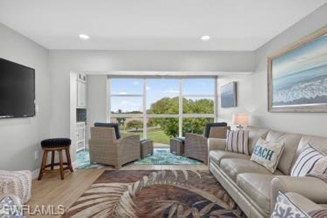 6220 Augusta DR 408, Fort Myers, FL 33907