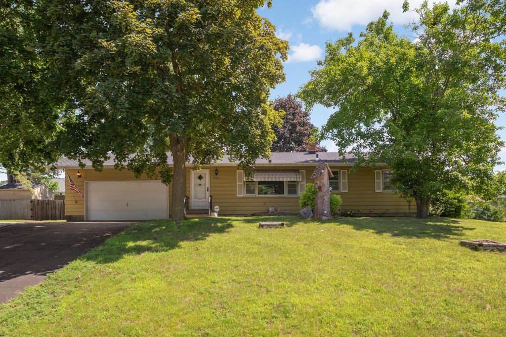 7400 Cahill Avenue, Inver Grove Heights, MN 55076