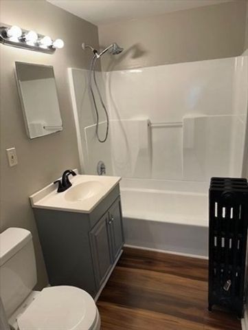 28 Maolis 2, West Bridgewater, MA 02379