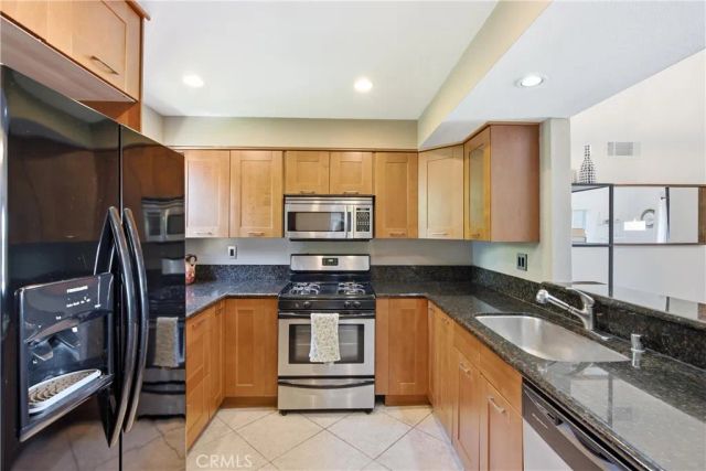 384 Redondo 401, Long Beach, CA 90814